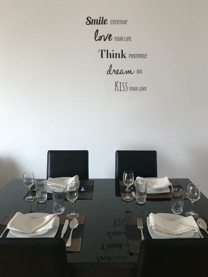 Lou-Jos Apartment ฟุงชาล ภายนอก รูปภาพ