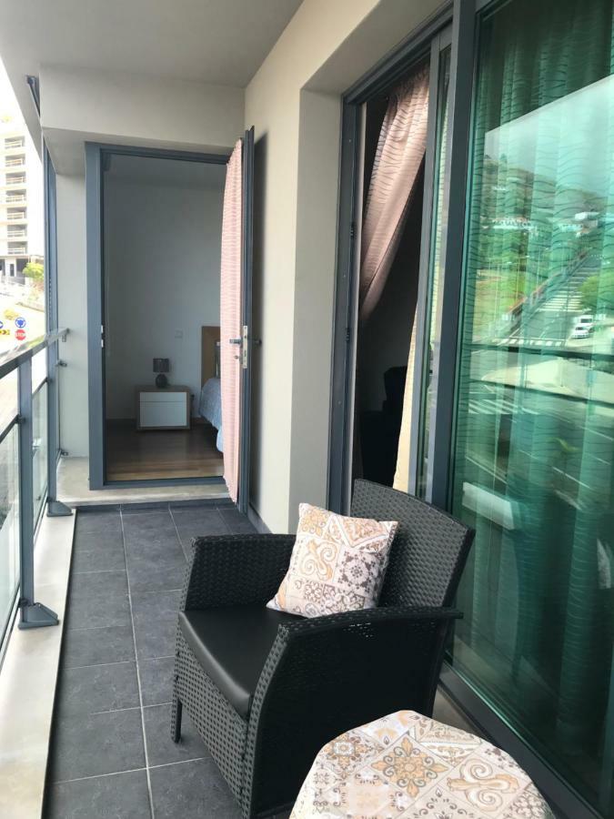 Lou-Jos Apartment ฟุงชาล ภายนอก รูปภาพ